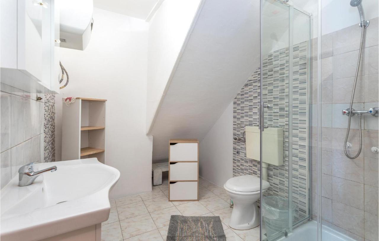 Lovely Apartment In Stara Baska 1 With Kitchen Stara Baška Exterior foto